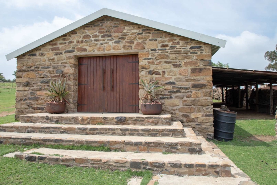 18 Bedroom Property for Sale in Heilbron Free State
